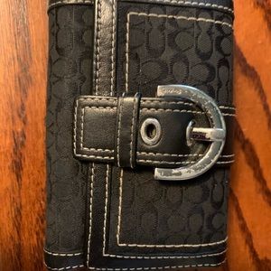 Coach tri fold wallet